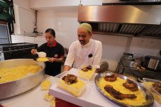 Nasi Mandhi Lagih! Restoran...
