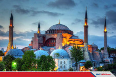 Sejarah Panjang Hagia...