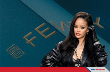 Rihanna Dituding Telah...