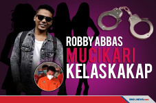 Robby Abbas, Mucikari...