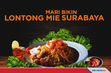 Mari Bikin! Lontong...