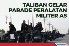 Taliban Gelar Parade...