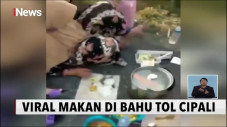 Satu Keluarga Makan...