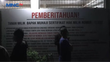 Oknum TNI Segel dan...
