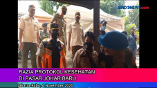 Petugas Gabungan Razia...