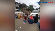 Pengendara Mobil Sebar...