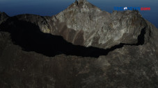 Keindahan Gunung Ile...