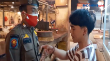 Razia Masker, Pedagang...