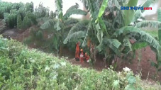 Berniat Loncat Ke Sungai...