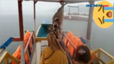 Perahu Wisata Terbalik...