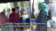 Datang Bersama Putranya,...