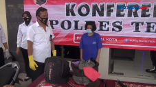 Penculik Dua Bocah Pasrah...