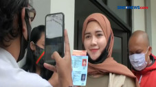 Ratusan Warga Cikutra...