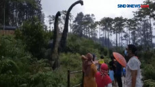 Taman Dinosaurus di...