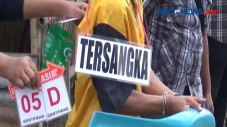 Berselisih Uang Rp.10...