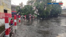 Hujan Deras Guyur Jakarta,...