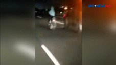 Viral, Aksi Nekat Pemotor...