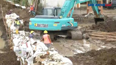 Tanggul Sungai Citarum...
