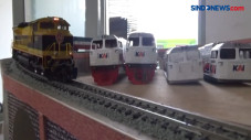 Miniatur Kereta Api...