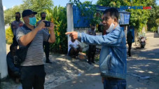 Protes Keluarga Pasien...