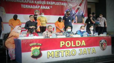 Polisi Buru Muncikari...
