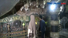 Dibangun di Dalam Goa,...