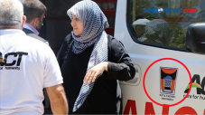 Viral! Ambulan Berlogo...