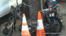 Dua Sepeda Motor Terbakar...