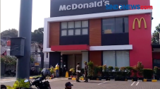 Langgar Prokes BTS Meal,...