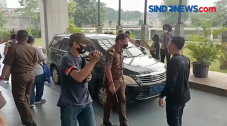 Manipulasi Anggaran...