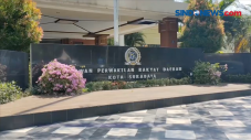 10 Anggota DPRD Surabaya...