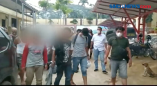 Polisi Gerebek Pesta...