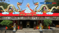 Ribuan Warga Serbu Vaksin...