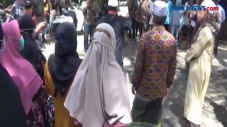 Warga di Asahan Sumatra...