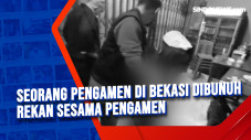 Seorang Pengamen di...