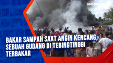 Bakar Sampah saat Angin...