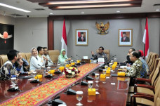 Istana Didorong Evaluasi...