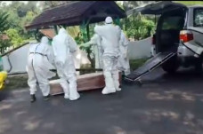 Tragis, Warga Blitar...