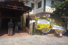 Sebelum ke Ngawi, Jenazah...