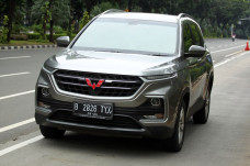 Wuling Berikan Beragam...