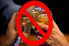 Pakar: Konsumsi Alkohol...