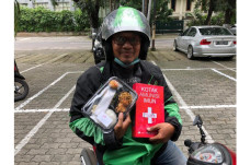 Tangkal Penyebaran Covid-19,...
