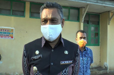 8 Warga Sikka Positif...