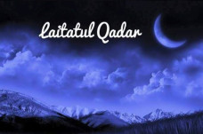 9 Keutamaan Lailatul...