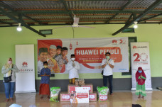 Huawei Sebar Kebahagiaan...