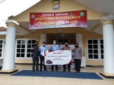 Bagikan Pulahan Ribu...