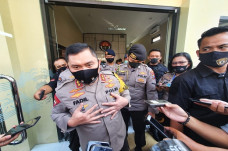 Masa Transisi Surabaya...