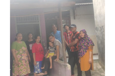 Bocah 3 Tahun Disunat...