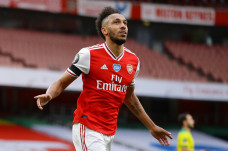 Aubameyang Ngiri Bukayo...