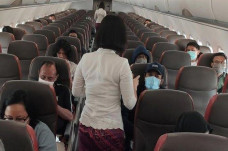 Lolos Terbang ke Jakarta,...